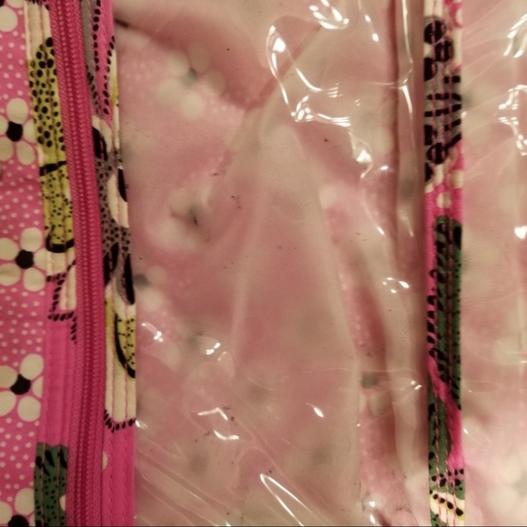 Vera Bradley| Floral print travel case - Picture 4 of 7